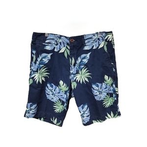 American Eagle Classic Men's Size 34 Blue Green Floral Chino Shorts